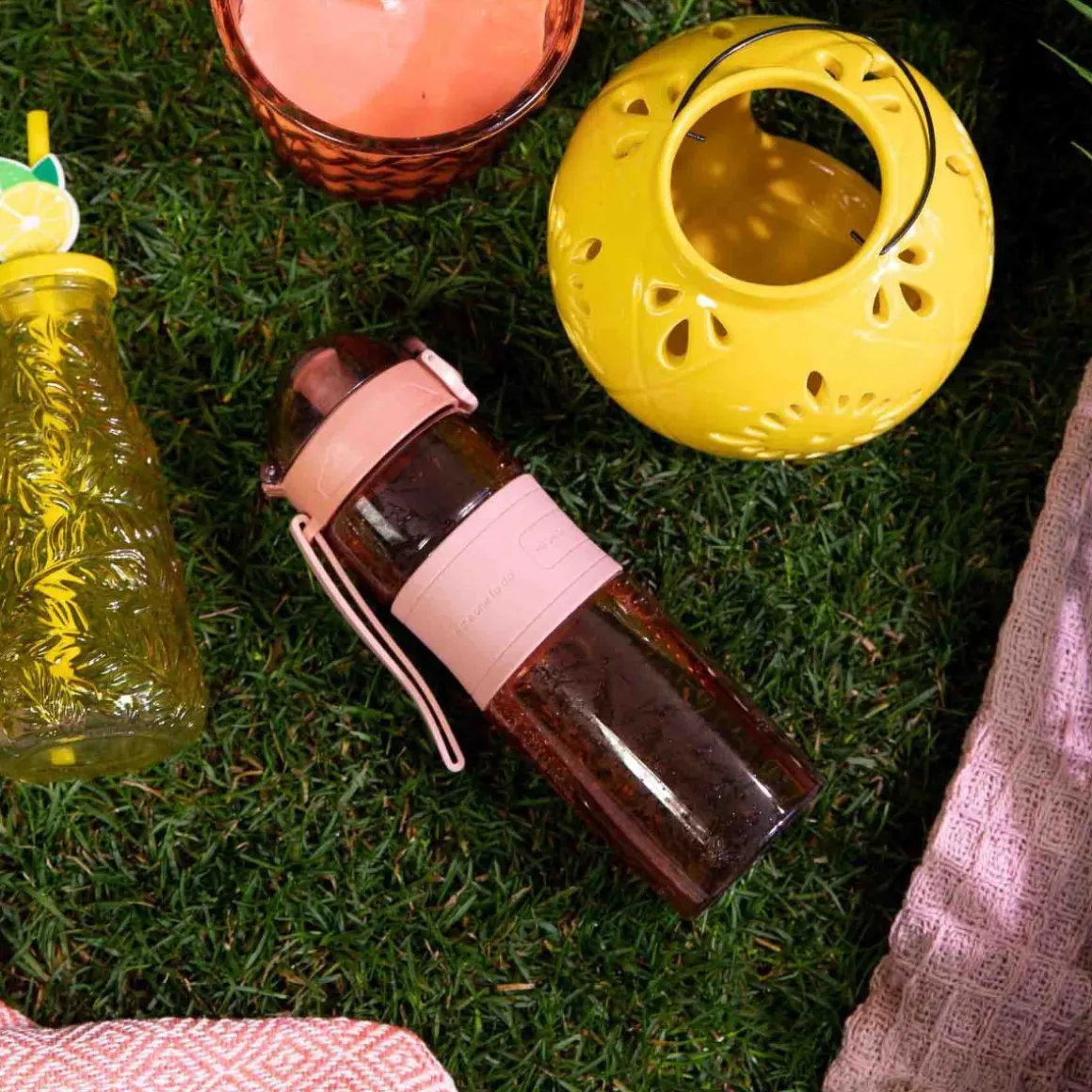 butelka_theo_rozowa__l_10.webp Butelka Theo Rozowa 0,6 L