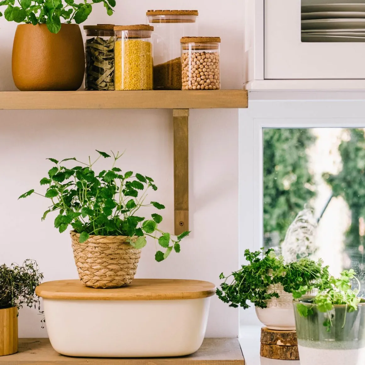 chlebak_nores_z_bambusowa_3-1.webp Chlebak Nores Z Bambusowa Pokrywka 37X22X14 Cm