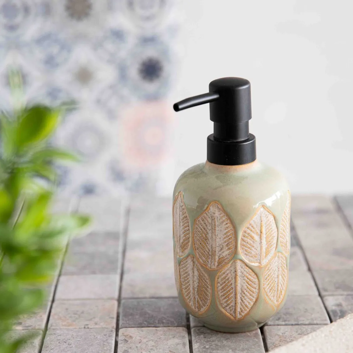 dozownik_elysia_zielony_w_0.webp Dozownik Elysia Zielony We Wzory 8X8X17 Cm