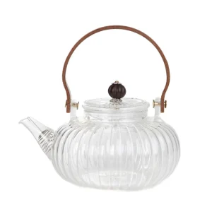 Dzbanek Corrie Ryflowany Z Drewniana Raczka 0,55 L