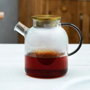 Dzbanek Kubbe Ze Zlotym Wieczkiem 1,8 L