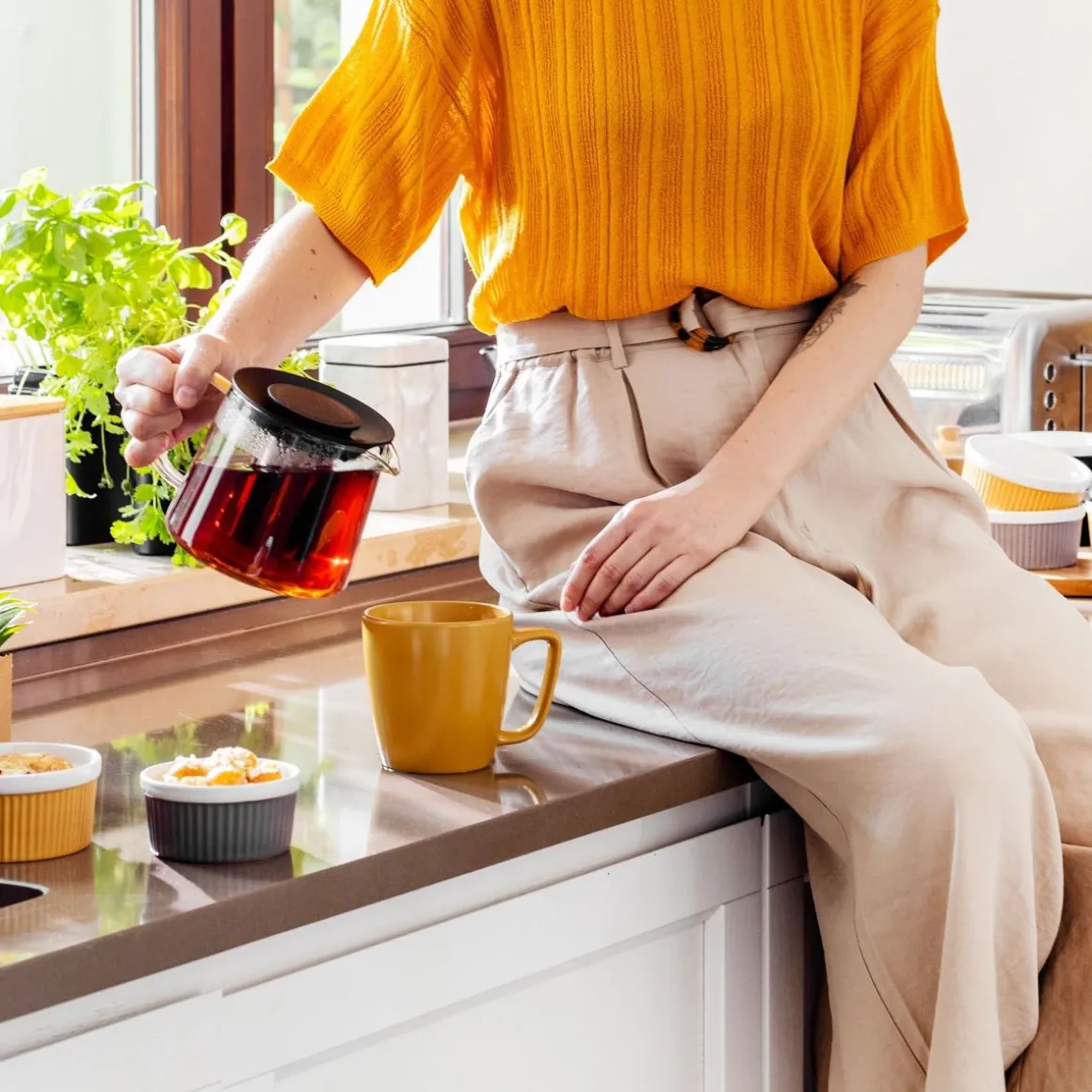 dzbanek_milbo_z_zaparzacz_3.webp Dzbanek Milbo Z Zaparzaczem Do Kawy I Herbaty 1 L