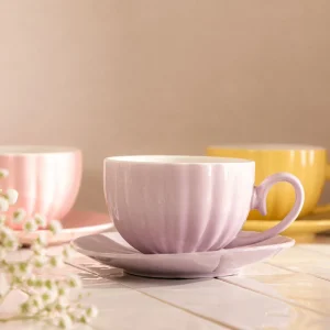 Filizanka Mina Ze Spodkiem Fioletowa 0,28 L