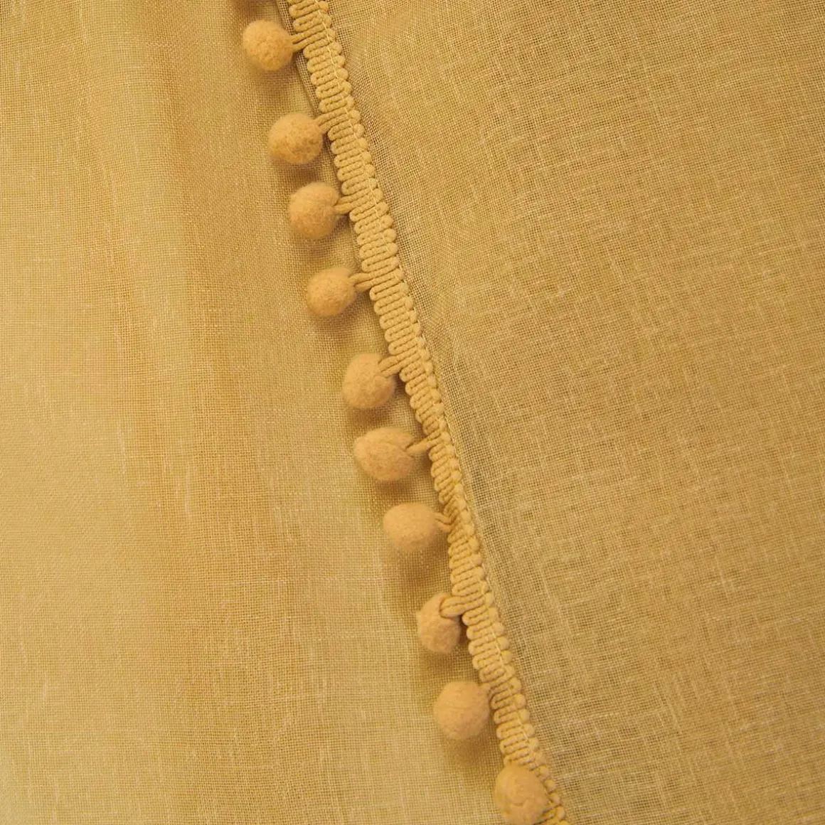 firanka_adi_z_pomponikami_5-4.webp Firanka Adi Z Pomponikami Musztardowa 140X250 Cm