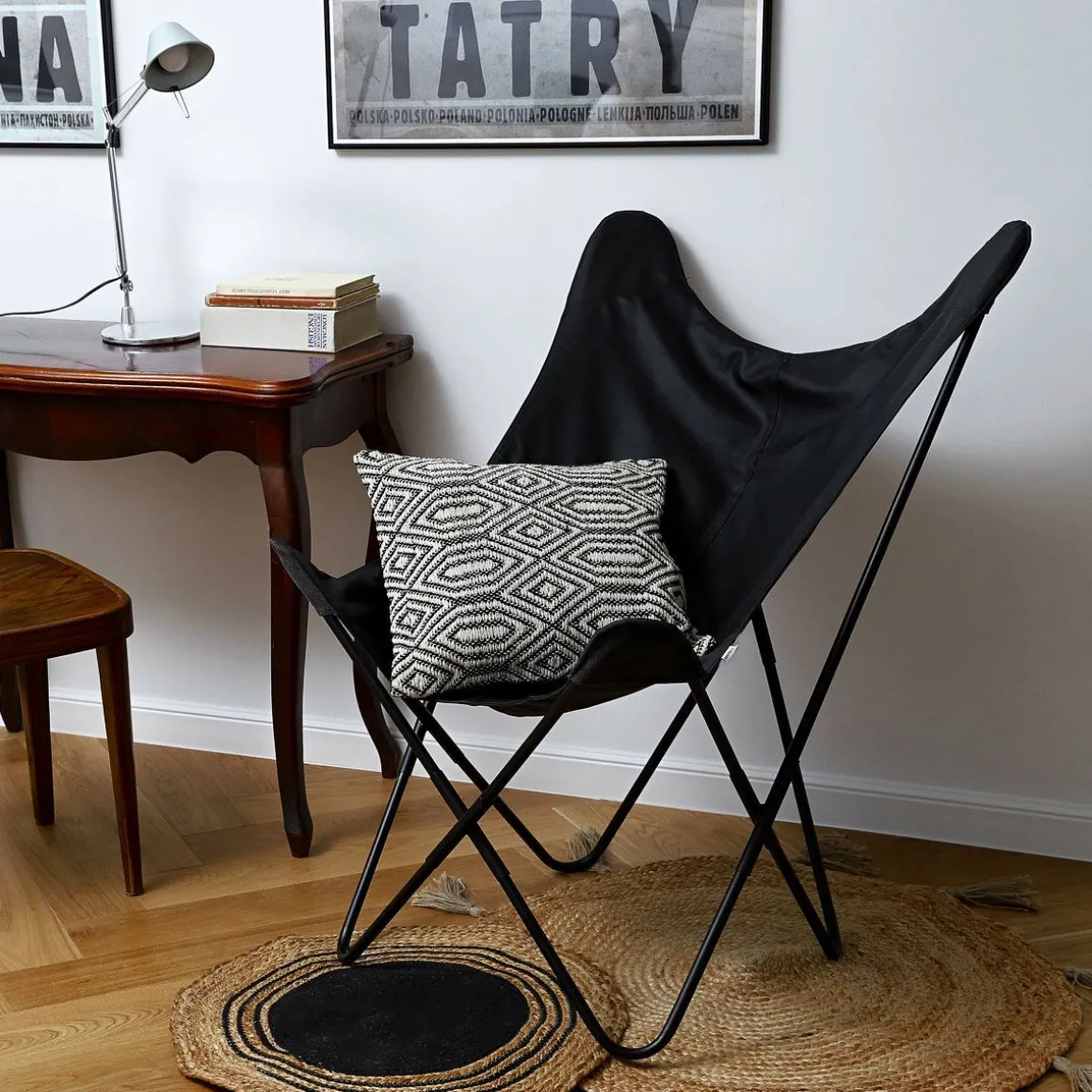 fotel_butterfly_z_metalow_2-2.webp Fotel Butterfly Z Metalowa Rama - Czarna Eco Skora 70X80X102 Cm