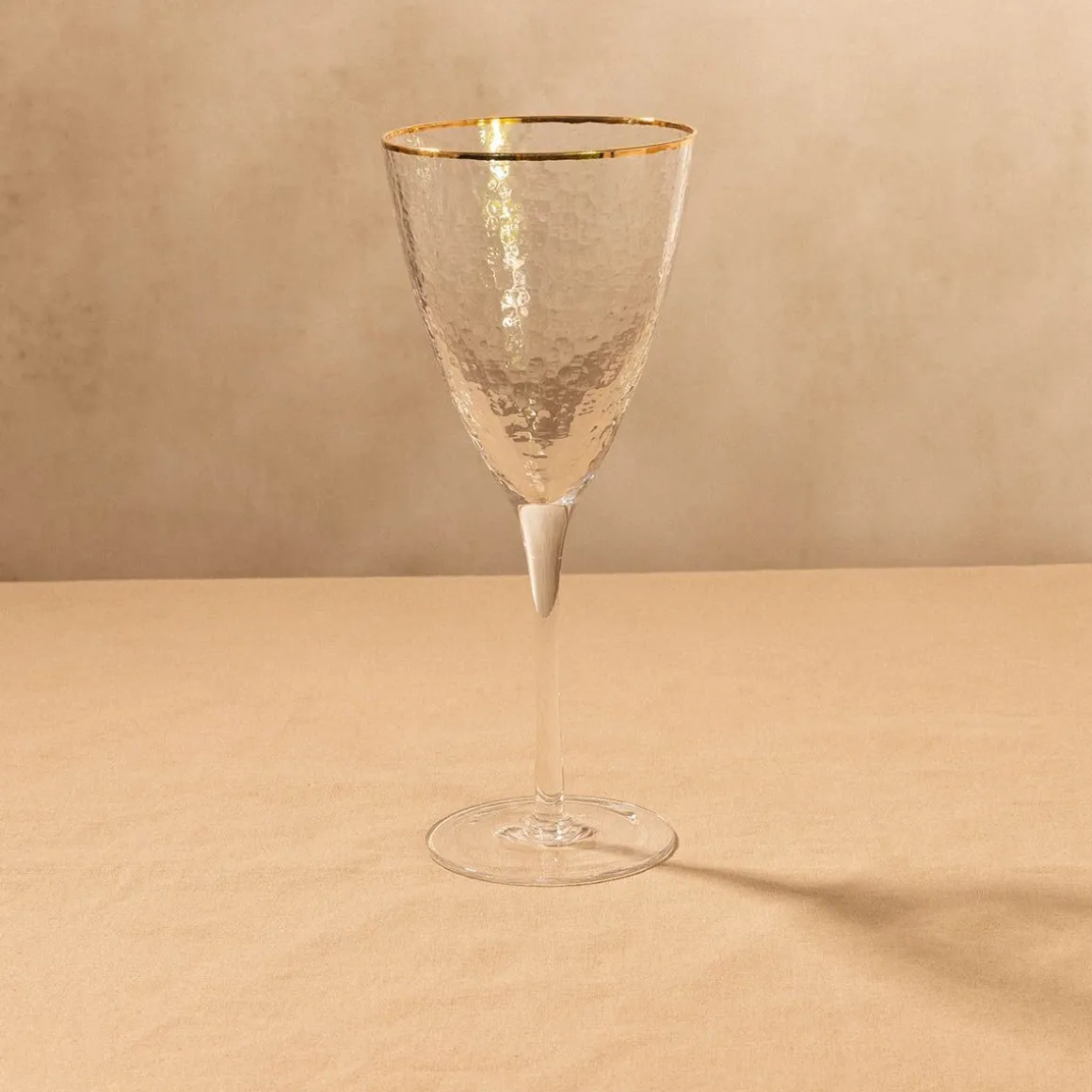 kieliszek_estella_do_wina_1.webp Kieliszek Estella Do Wina 0,33 L