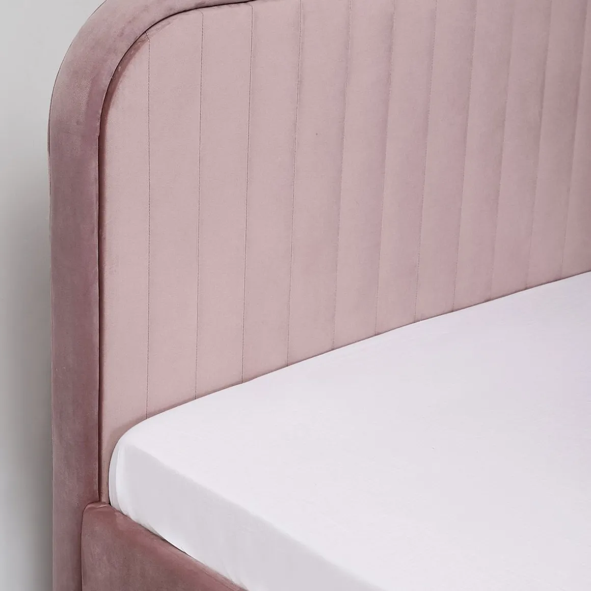 ko_karalius_welurowe_rozo_4.webp Łóżko Karalius Welurowe Rozowe 140X200 Cm