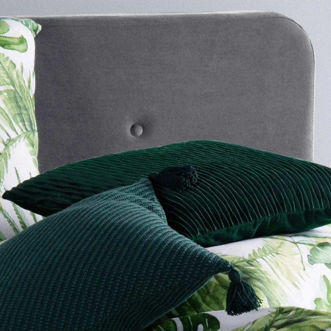 ko_ze_stelazem_mikkel_wel_9-1.webp Łóżko Ze Stelazem Mikkel Welurowe Szare 160X200 Cm