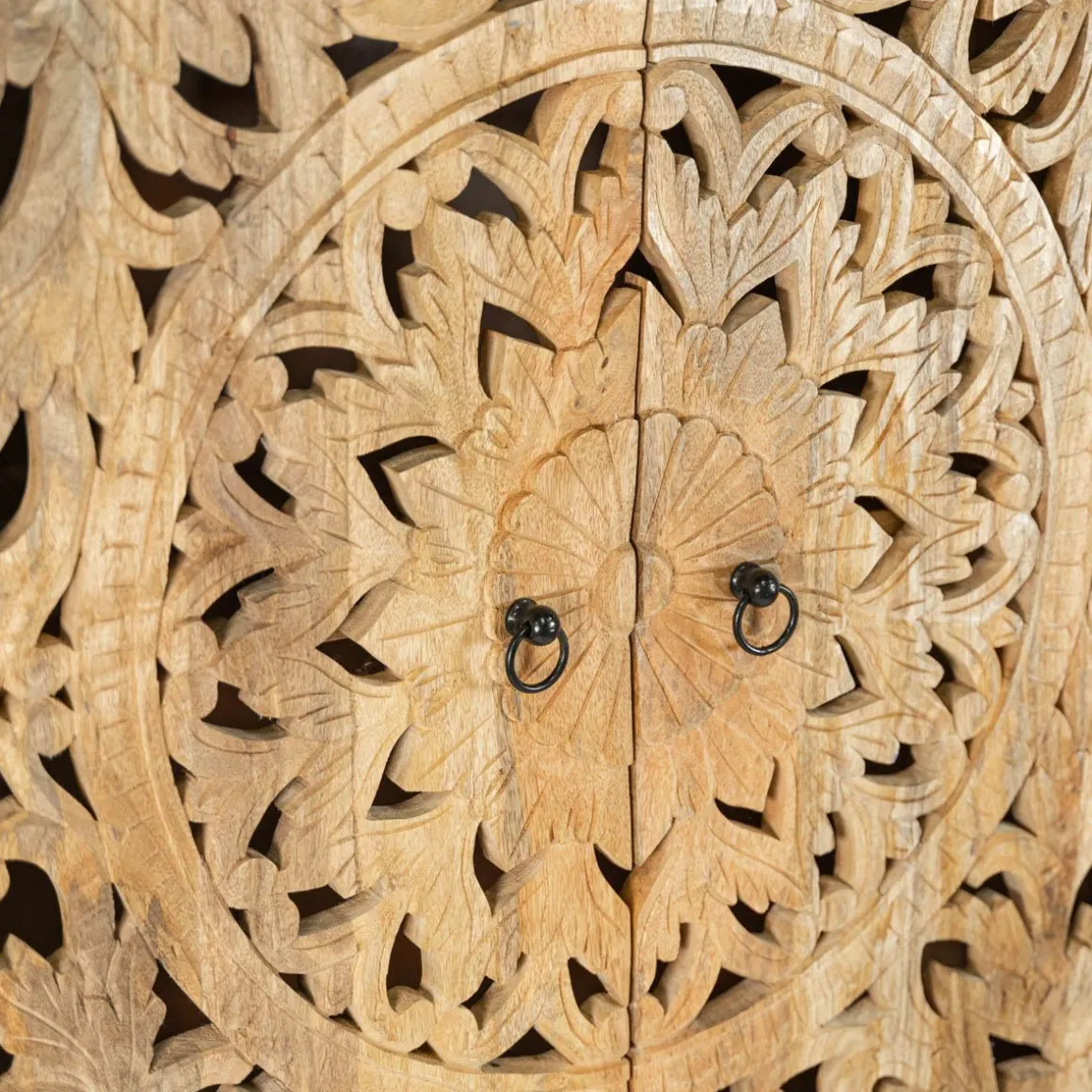 komoda_sombre_lite_drewno_3.webp Komoda Sombre Lite Drewno Mango Zlobione 90X40X160 Cm