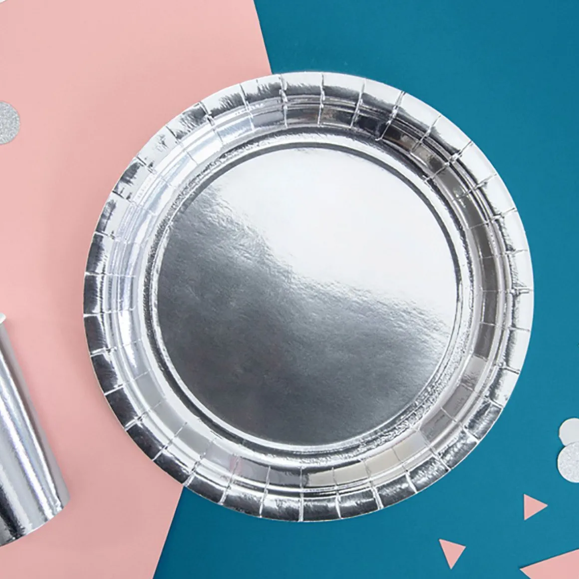 komplet_talerzy_silver_pa_0.webp Komplet Talerzy Silver Papierowych 6 Szt. Fi 23 Cm