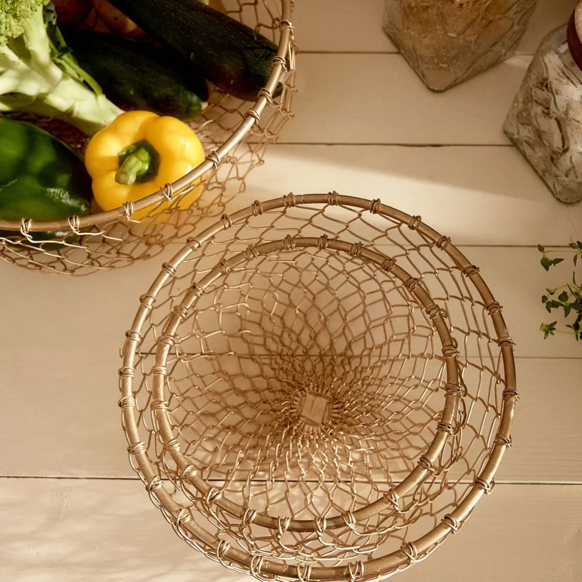 koszyk_rissa_okragly_s_x__11.webp Koszyk Rissa Okragly S 18X9 Cm