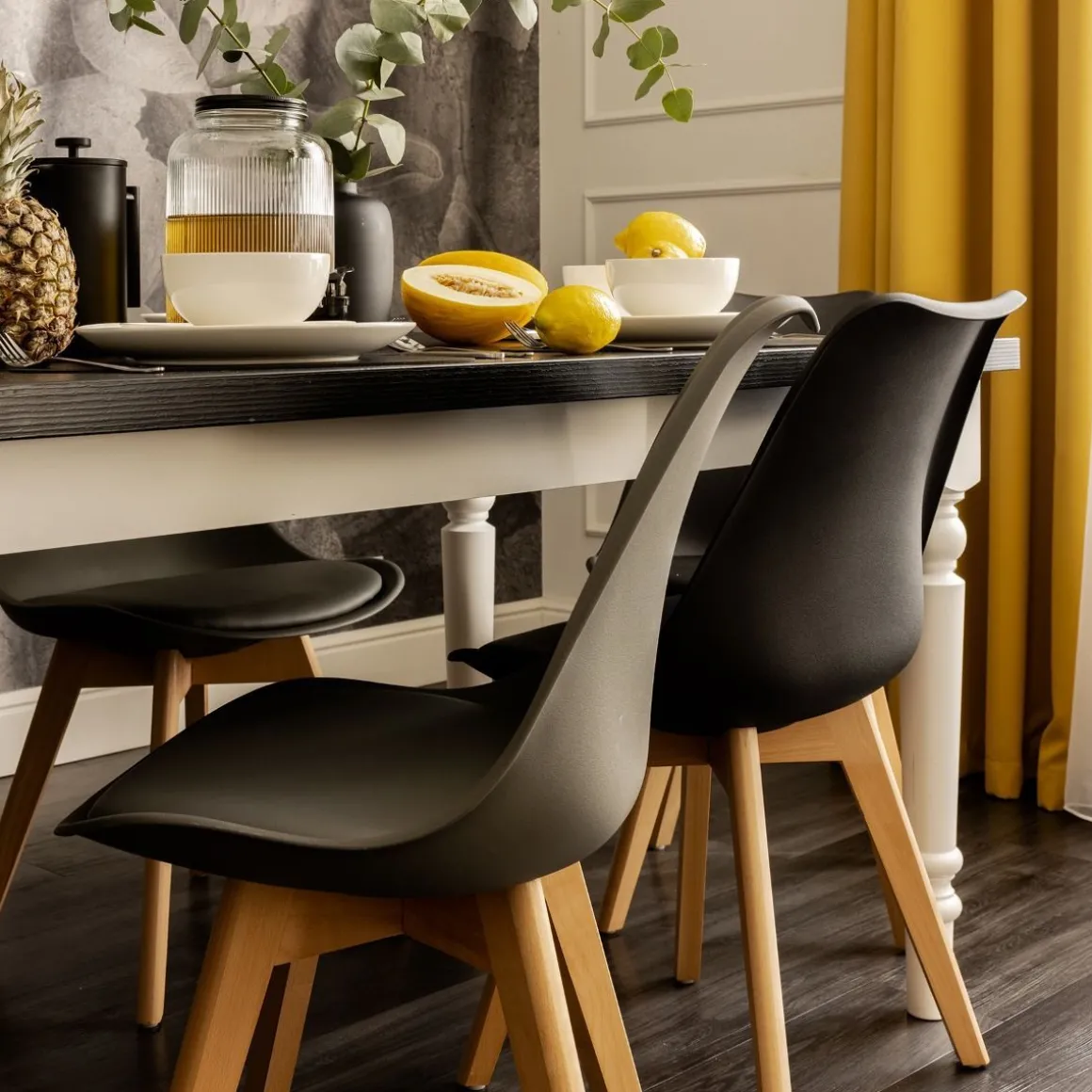 krzeslo_fisco_czarne_xx_c_1.webp Krzeslo Fisco Czarne 48X56X82 Cm