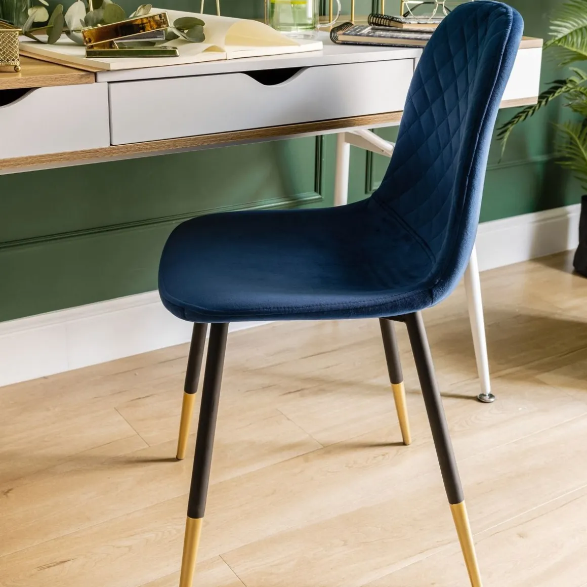 krzeslo_noir_welurowe_gra_6.webp Krzeslo Noir Welurowe Granatowe 44X52X85Cm