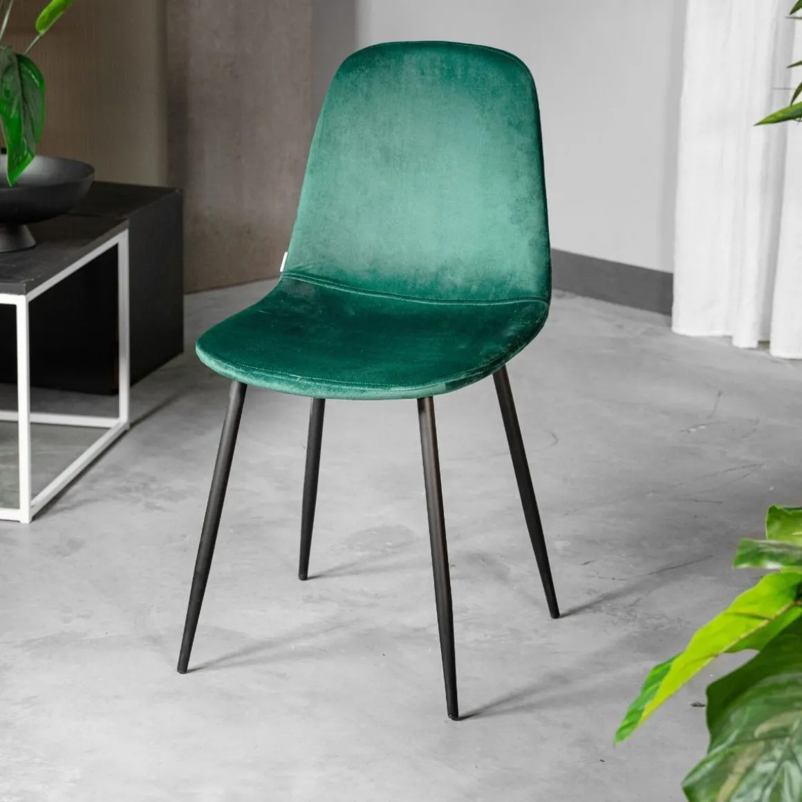 krzeslo_slank_welurowe_zi_0.webp Krzeslo Slank Welurowe Zielone 44X52X85Cm