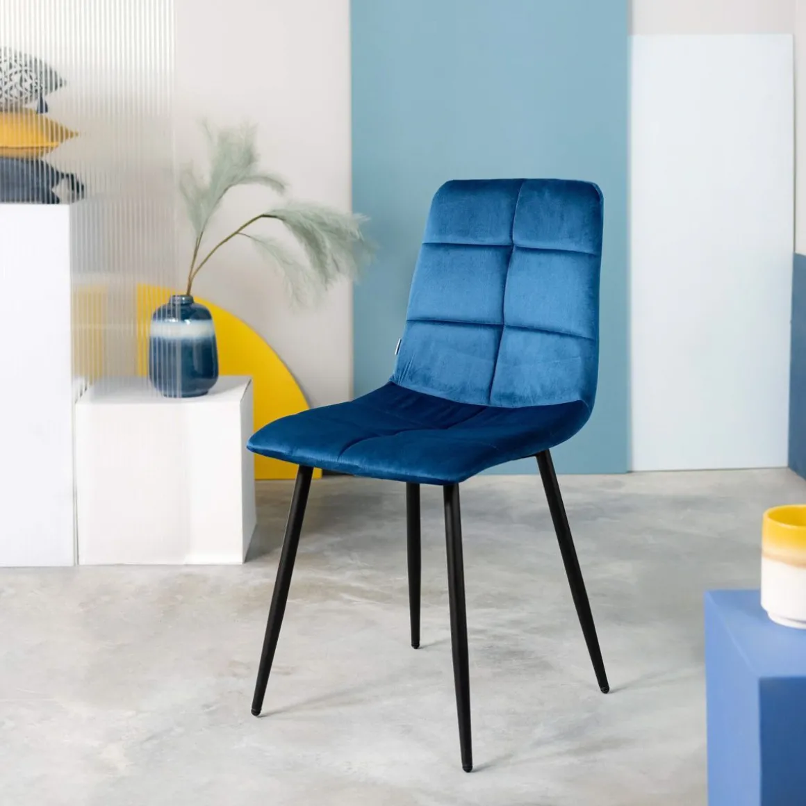 krzeslo_triss_welurowe_gr_0.webp Krzeslo Triss Welurowe Granatowe 44X57X88 Cm