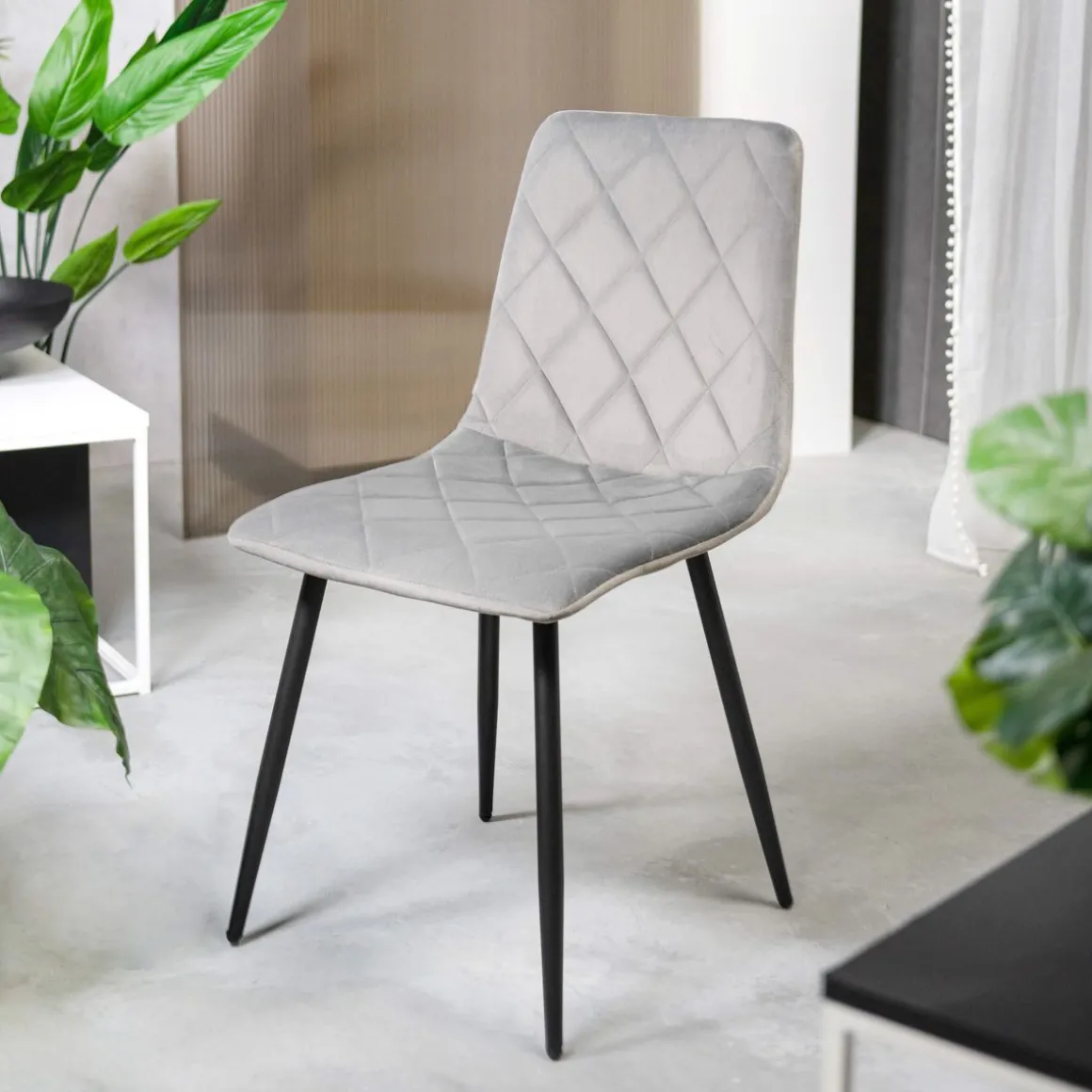 krzeslo_witus_w_tkaninie__0.webp Krzeslo Witus W Tkaninie Szare 44X57X88 Cm