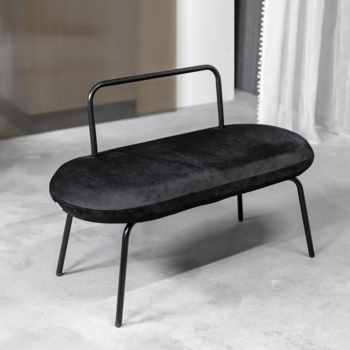 lawka_ina_welurowa_czarna_3.webp Lawka Ina Welurowa Czarna 95X45X61 Cm