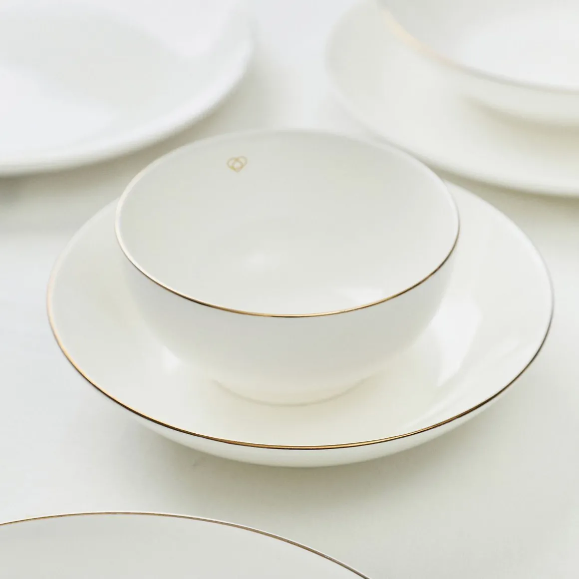 miseczka_auro_ze_zlota_ob_3.webp Miseczka Auro Ze Zlota Obwodka 16 Cm