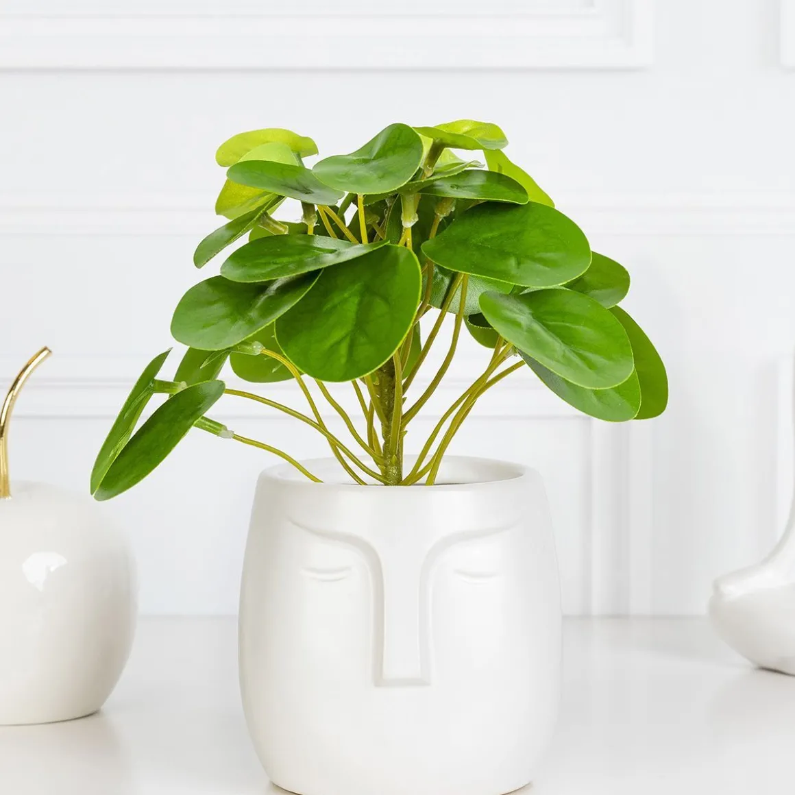 oslonka_na_doniczke_face__0.webp Oslonka Na Doniczke Face Biala 10X11 Cm