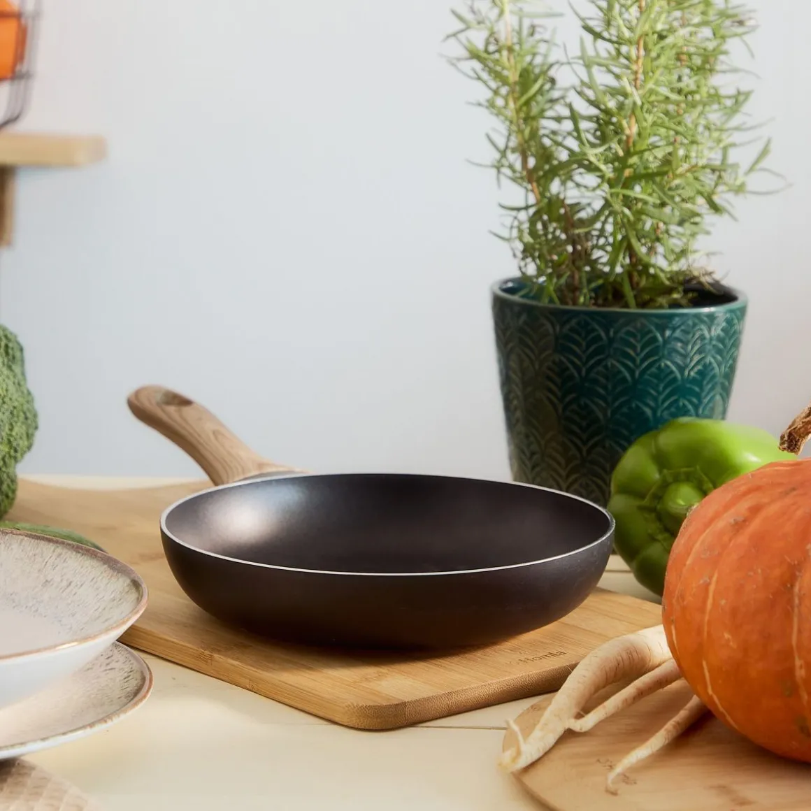 patelnia_albero_czarna__c_0.webp Patelnia Albero Czarna 20 Cm