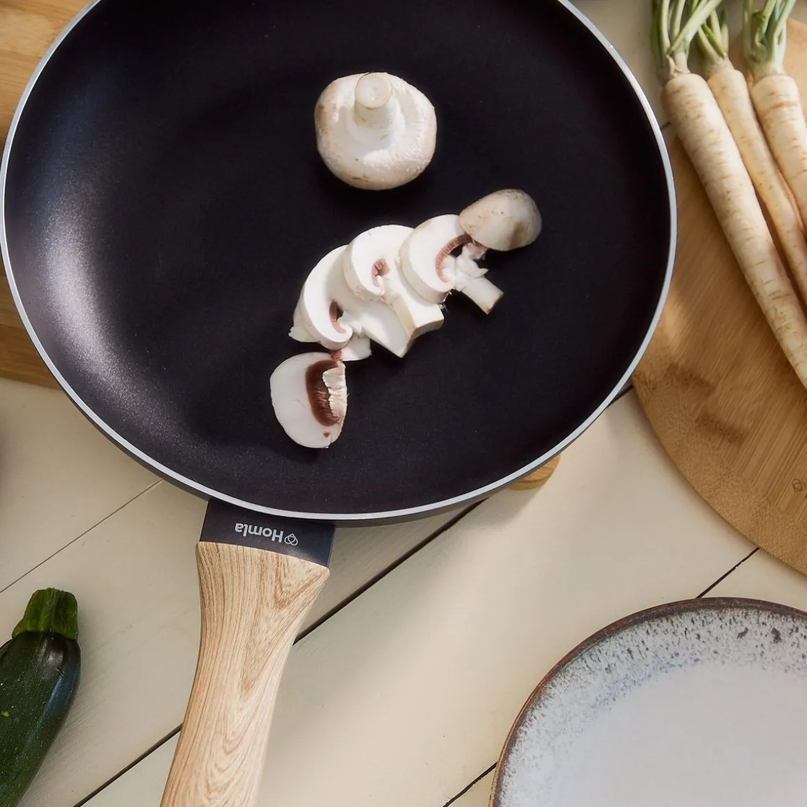 patelnia_albero_czarna__c_5-1.webp Patelnia Albero Czarna 28 Cm