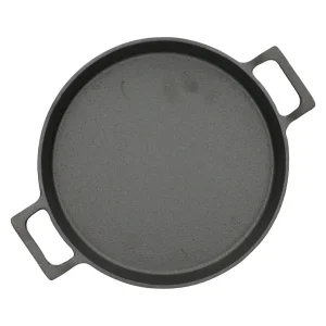 Patelnia Andreas Zeliwna Z Dwoma Uchwytami I Bambusowa Podkladka 25X20 Cm