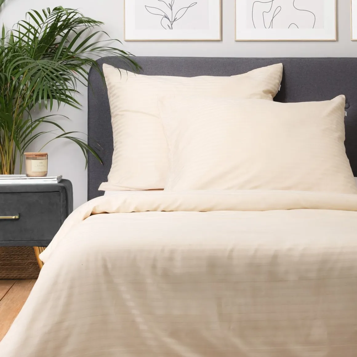 pociel_agnes_satynowa_bez_0.webp Pościel Agnes Satynowa Bezowa 160X200 Cm