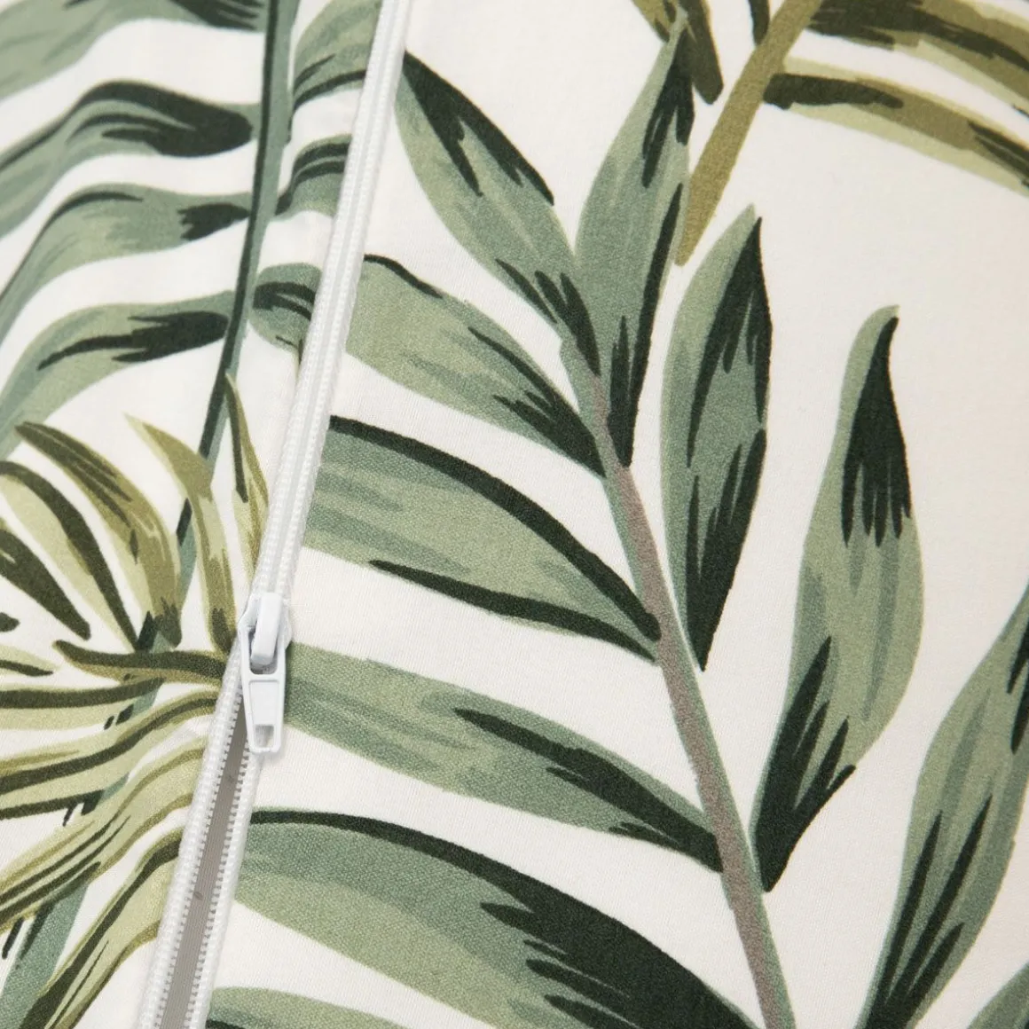 pociel_cordelia_z_mikrofi_4.webp Pościel Cordelia Z Mikrofibry W Liscie 200X220 Cm