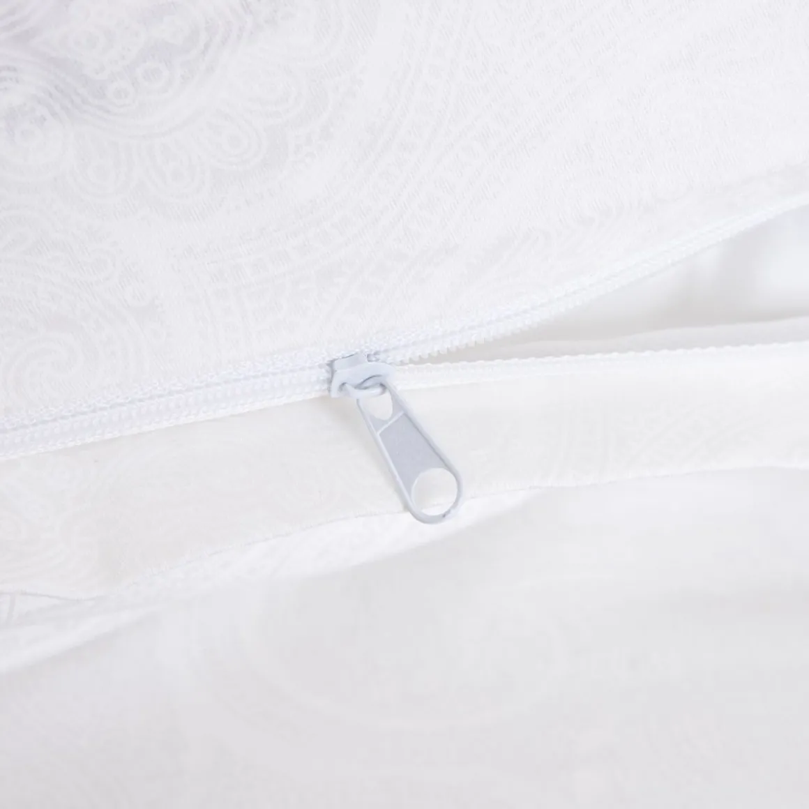 pociel_hindi_satynowa_x_c_5.webp Pościel Hindi Satynowa 160X200 Cm