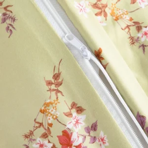 Pościel Iberis Z Mikrofibry W Kwiaty 160X200 Cm