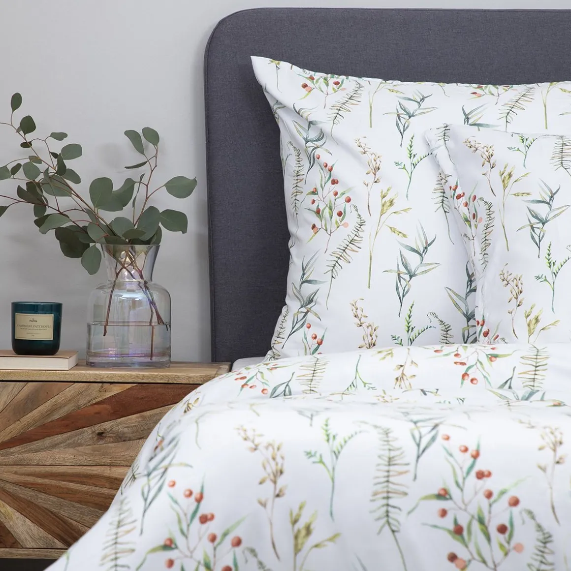 pociel_padang_z_mikrofibr_0-1.webp Pościel Padang Z Mikrofibry W Galazki 200X220 Cm