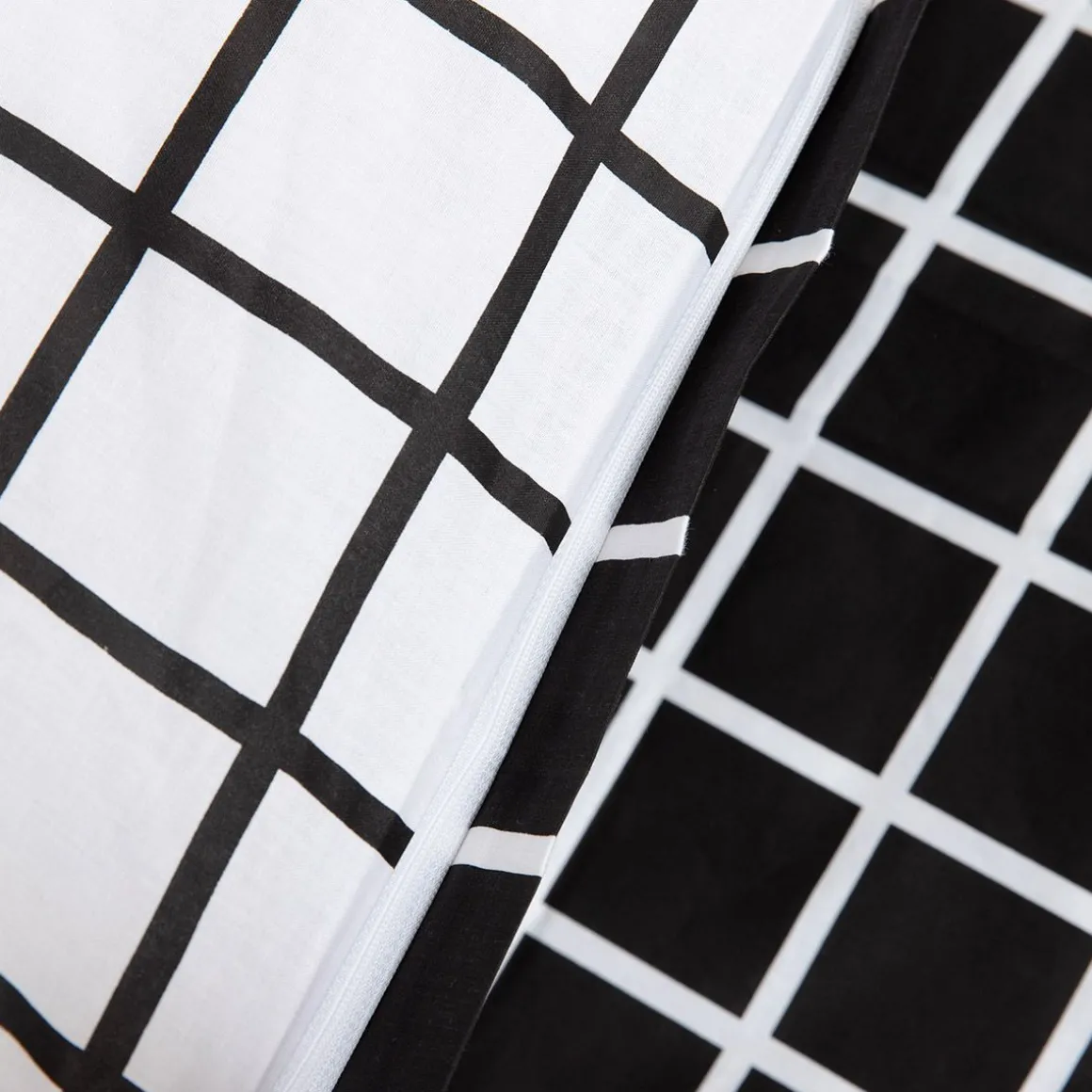 pociel_reyes_bawelniana_d_3.webp Pościel Reyes Bawelniana Dwustonna Czarno-Biala 160X200 Cm