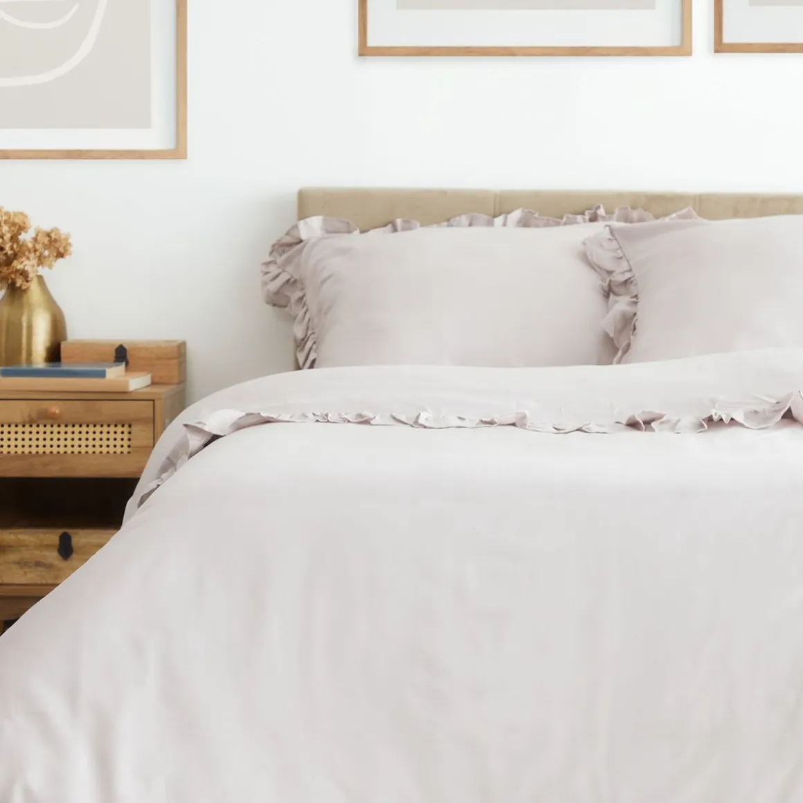 pociel_selin_satynowa_sza_0-1.webp Pościel Selin Satynowa Szara 160X200 Cm