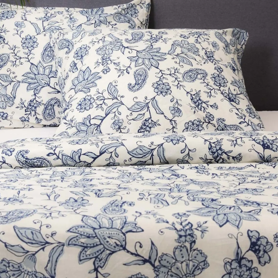 pociel_telle_bawelniana_b_2.webp Pościel Telle Bawelniana Bezowa 200X220 Cm