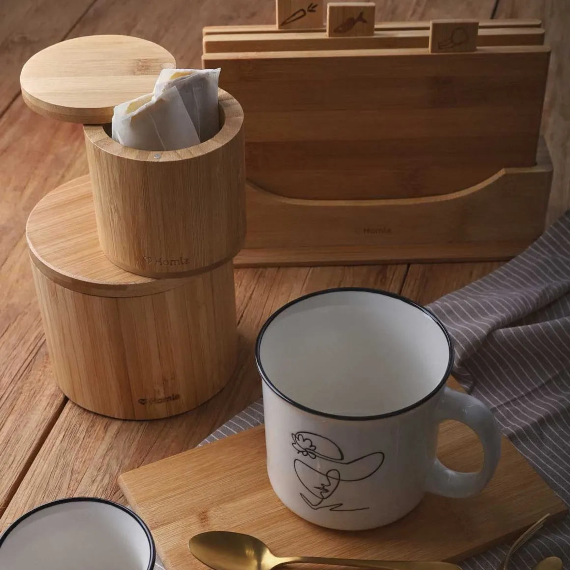 pojemnik_bambou_z_pokrywk_8.webp Pojemnik Bambou Z Pokrywka Na Magnes M 12X10,5 Cm