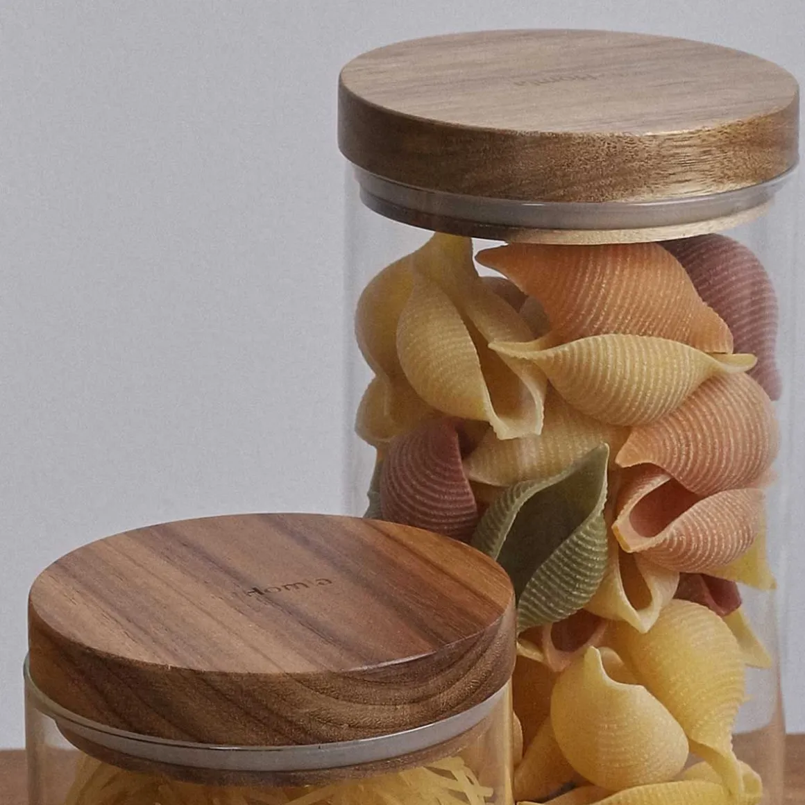 pojemnik_carlos_z_akacjow_1-1.webp Pojemnik Carlos Z Akacjowym Wieczkiem M 1,2 L