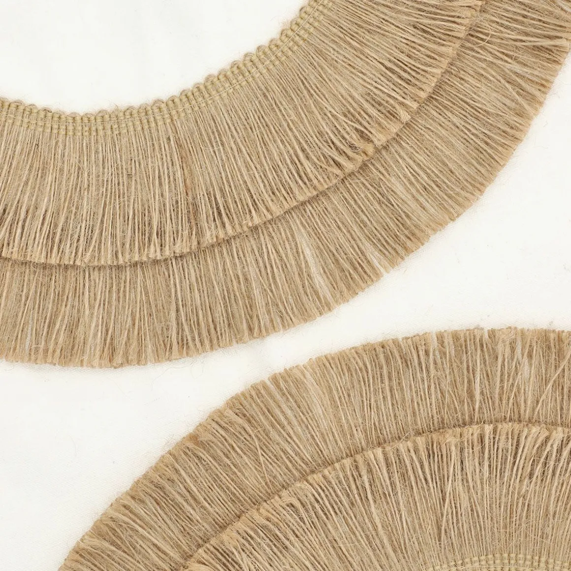 poszewka_cabo_z_fredzlami_3.webp Poszewka Cabo Z Fredzlami 45X45 Cm