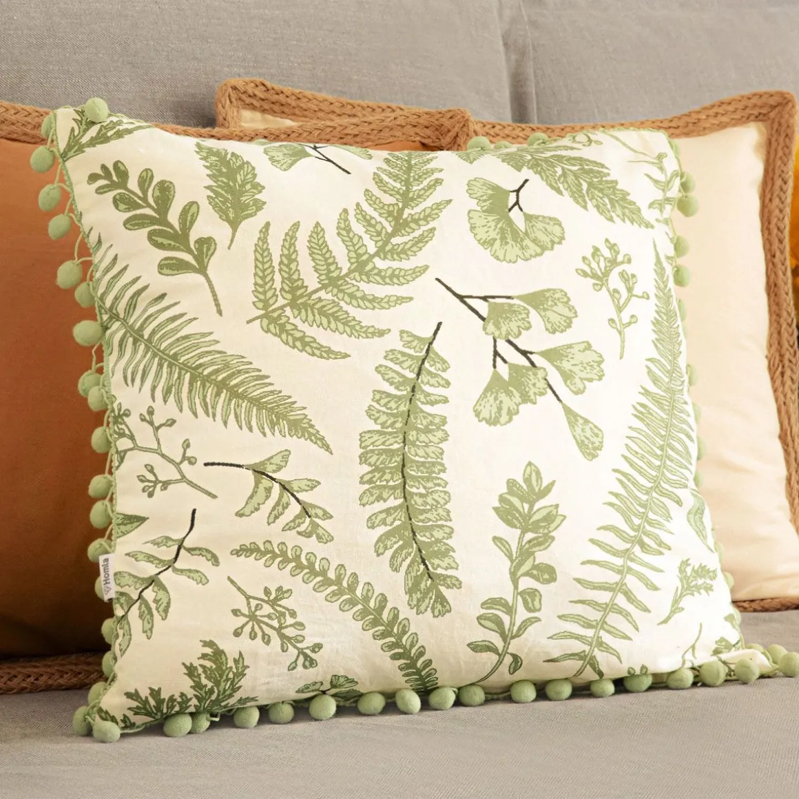 poszewka_ervas_ecru_z_mot_0.webp Poszewka Ervas Ecru Z Motywem Roslinnym 45X45 Cm