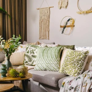 Poszewka Ervas Ecru Z Motywem Roslinnym 45X45 Cm