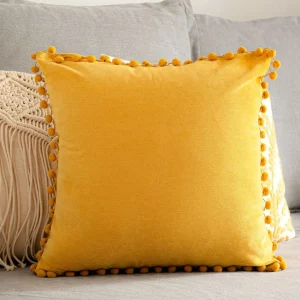 Poszewka Eslov Musztardowa Z Pomponami 45X45 Cm