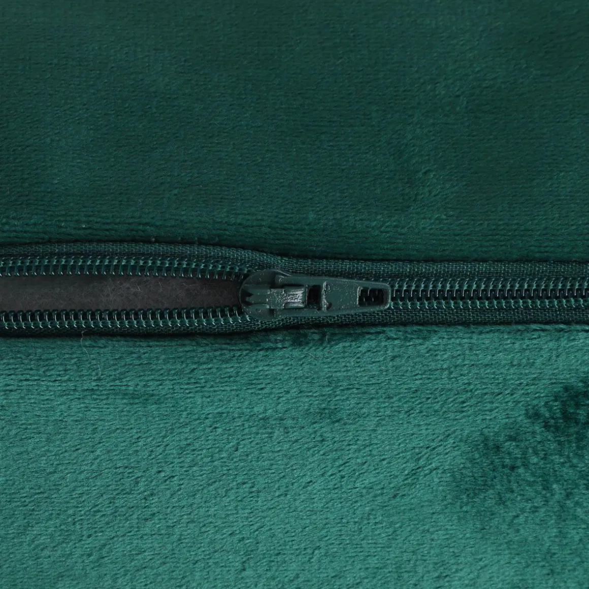 poszewka_gosta_zielona_x__3.webp Poszewka Gosta Zielona 45X45 Cm