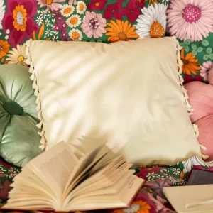 Poszewka Urda Ecru Z Fredzlami 45X45 Cm