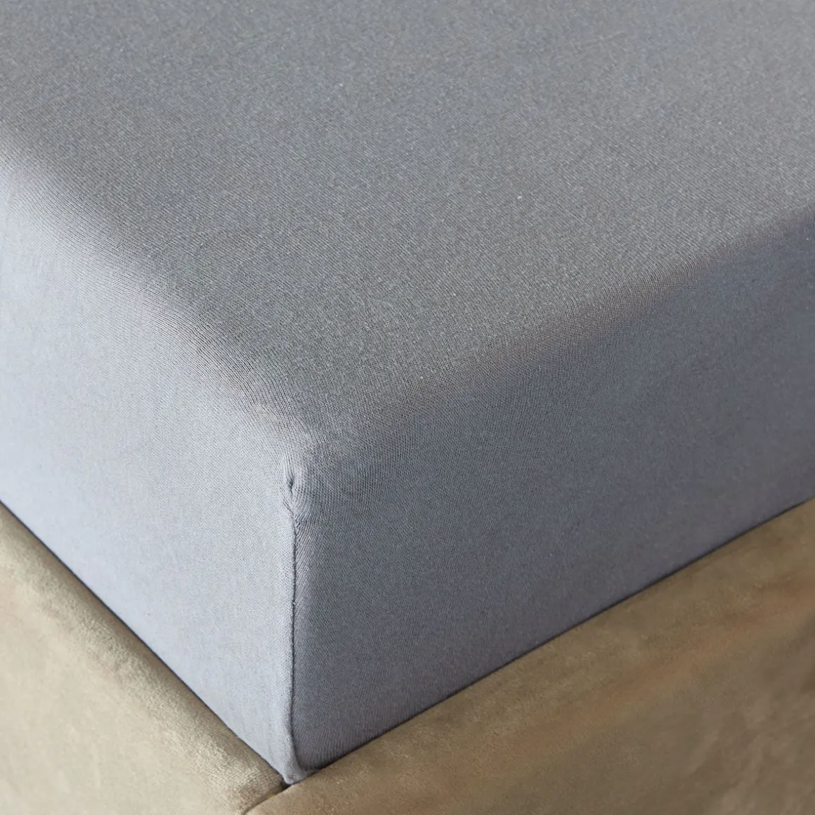 przescieradlo_claire_jers_0-15.webp Przescieradlo Claire Jersey Szare 90X200 Cm