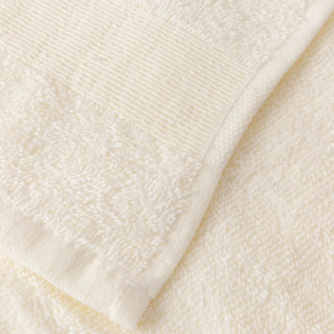 rcznik_bafi_xcm_3.webp Ręcznik Bafi 70X130Cm