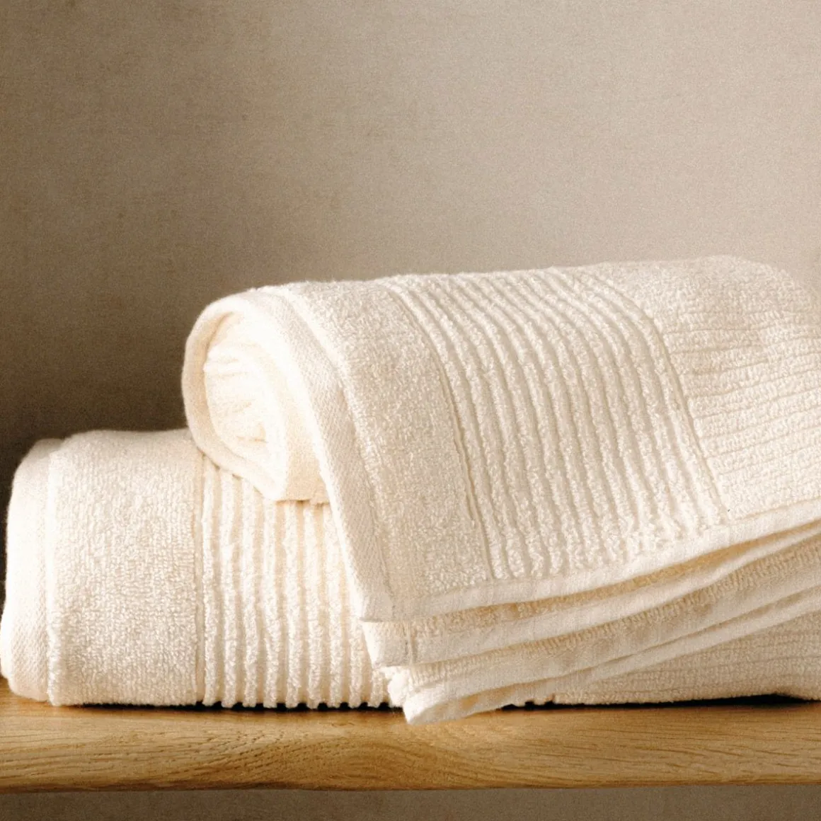 rcznik_naltio_w_paski_x_c_2.webp Ręcznik Naltio W Paski 70X130 Cm