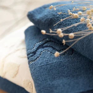 Ręcznik Rines Z Paskami Lureksowymi 50X90Cm