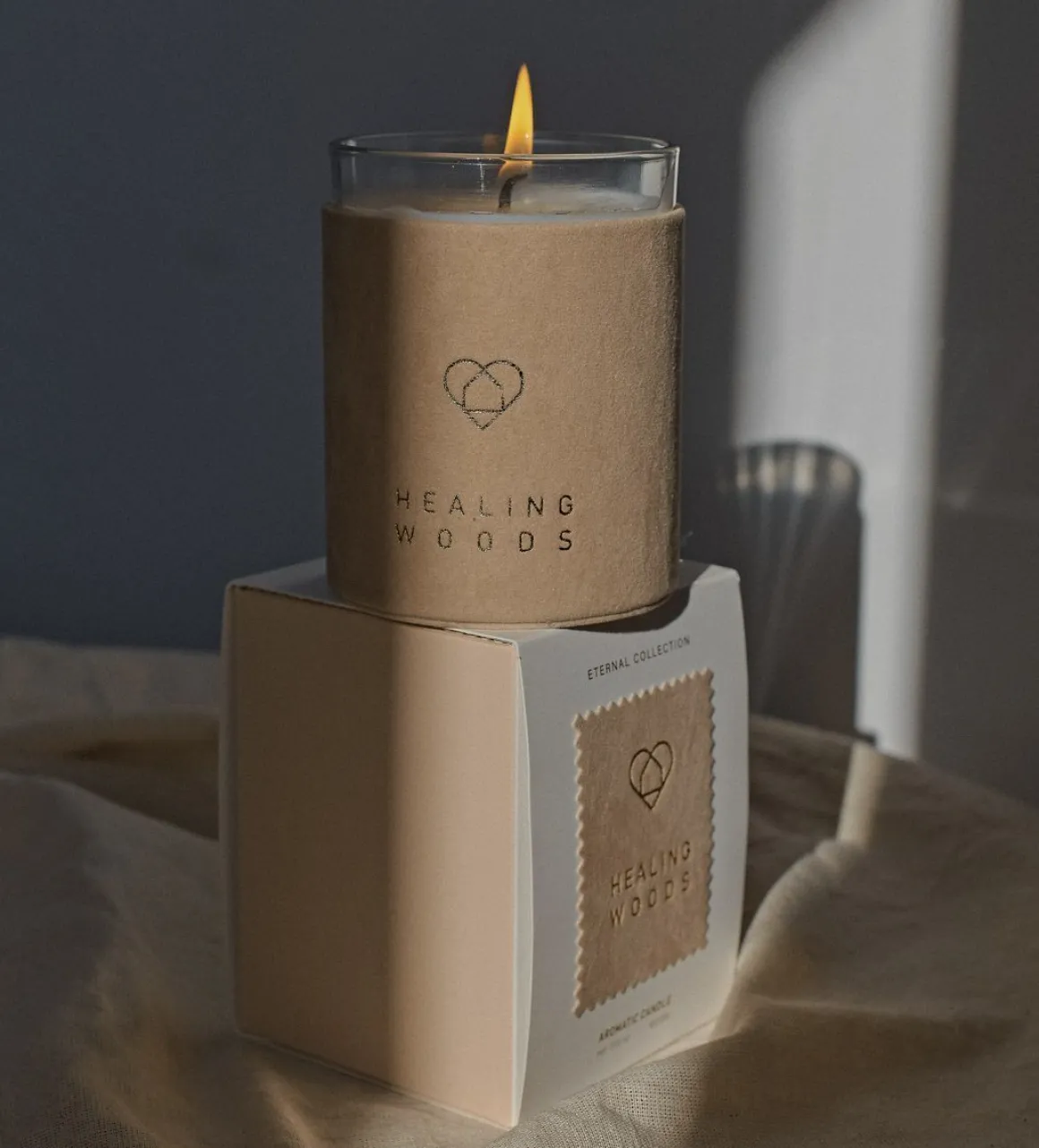 swieca_zapachowa_eternal__6-1.webp Swieca Zapachowa Eternal Healing Woods 230 G