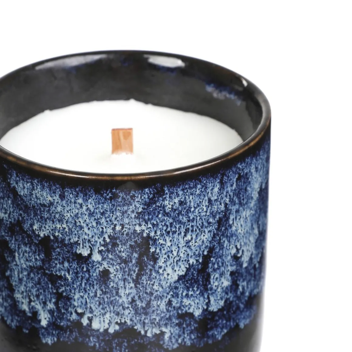 swieca_zapachowa_gatto_su_3.webp Swieca Zapachowa Gatto Summer Hill & Amberwood 130 G