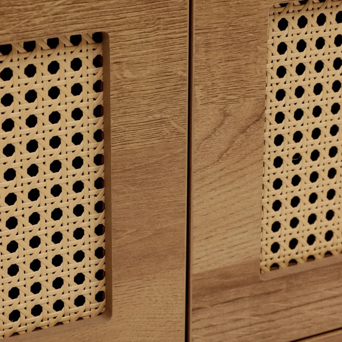 szafka_rtv_haga_z_rattane_6.webp Szafka Rtv Haga Z Rattanem I Z Metalowymi Nogami 140X40X44 Cm