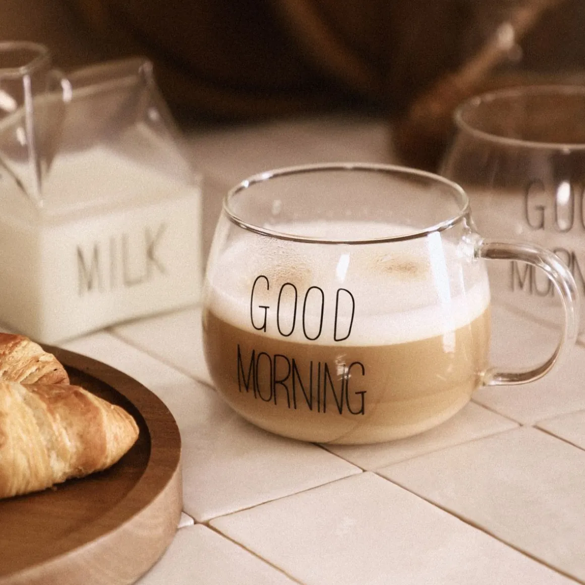 szklanka_good_morning_z_u_2.webp Szklanka Good Morning Z Uchem 0,4 L